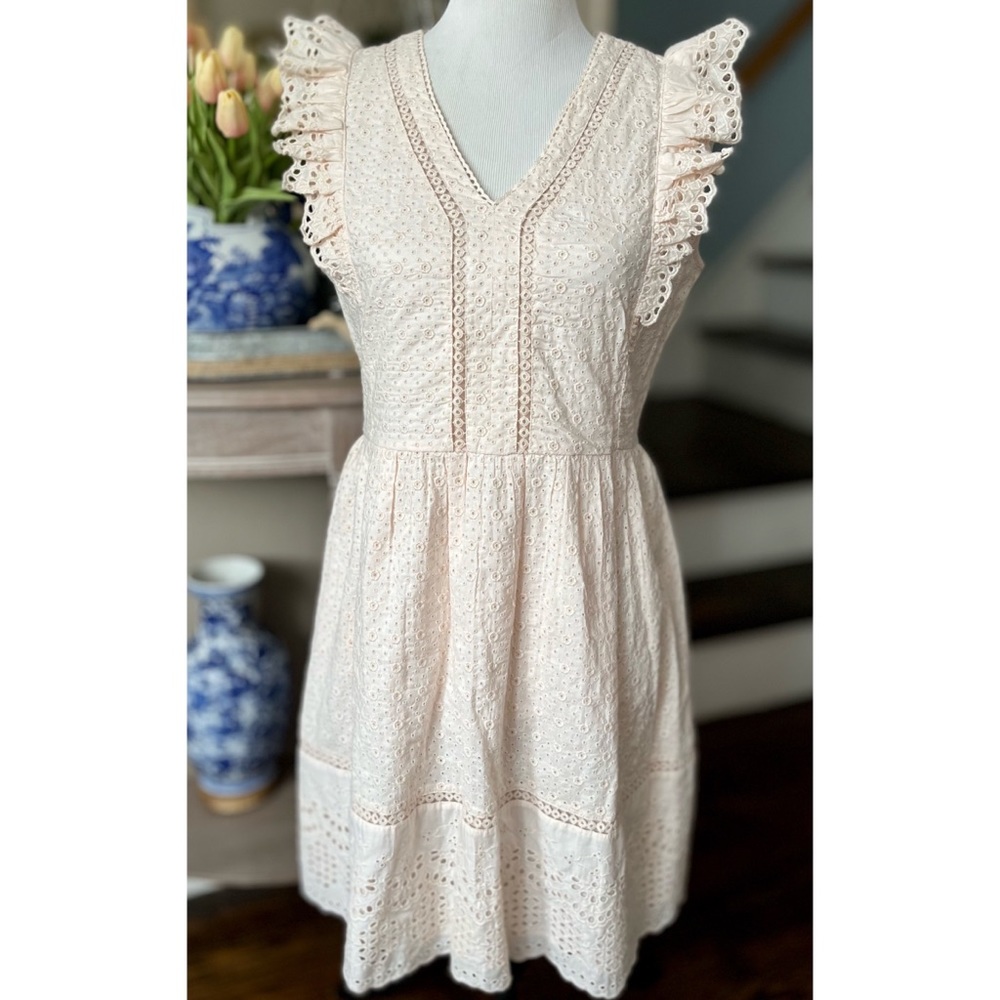 Loft 6 Eyelet Cream Nude Ruffled Sleeves V-Neck Dress
